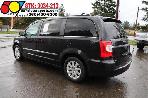2014 Chrysler Town & Country Touring