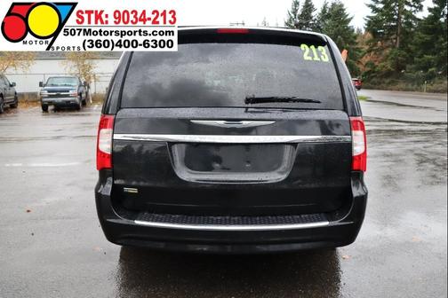 2014 Chrysler Town & Country Touring