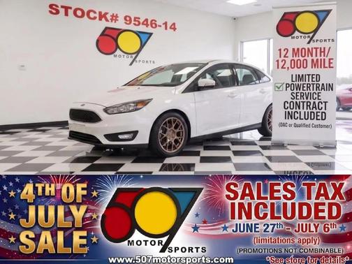 Ruby Red Metallic Tinted Clearcoat 2017 Ford Focus SE
