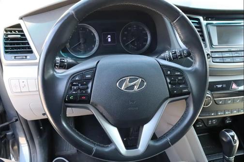 Coliseum Gray 2017 Hyundai TUCSON Sport