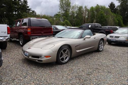 Beige 1999 Chevrolet Corvette Base