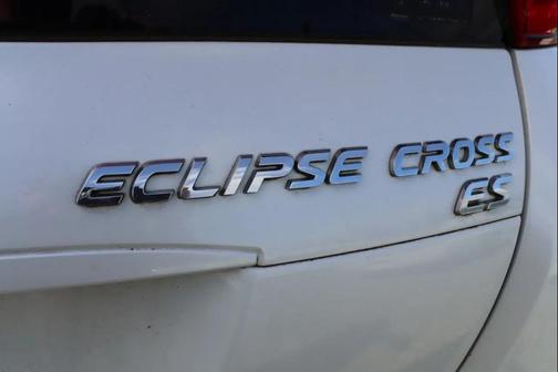 Pearl White 2019 Mitsubishi Eclipse Cross ES