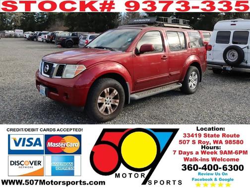 2005 Nissan Pathfinder XE
