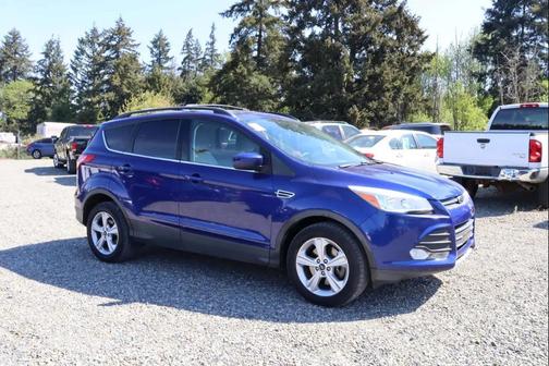 Deep Impact Blue 2013 Ford Escape SE