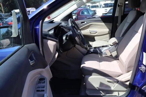 Deep Impact Blue 2013 Ford Escape SE