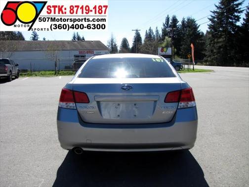 2011 Subaru Legacy Premium