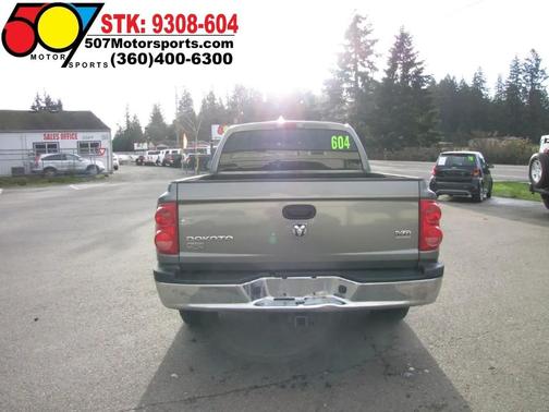 2005 Dodge Dakota Laramie Quad Cab