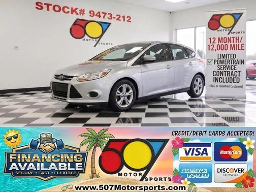 Ingot Silver Metallic 2013 Ford Focus SE