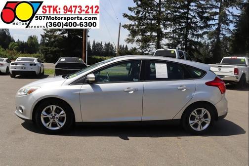 Ingot Silver Metallic 2013 Ford Focus SE