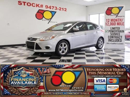 Ingot Silver Metallic 2013 Ford Focus SE