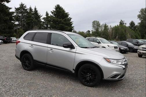 Alloy Silver Metallic 2018 Mitsubishi Outlander Limited