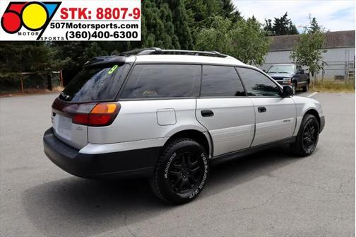2004 Subaru Outback Base