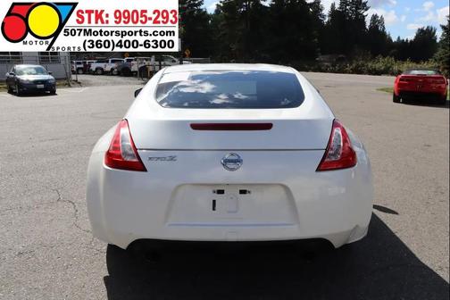 Pearl White 2009 Nissan 370Z Base