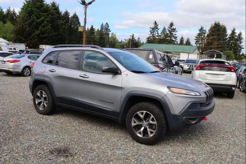 Billet Silver Metallic Clearcoat 2015 Jeep Cherokee Trailhawk