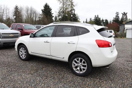 2013 Nissan Rogue SV w/SL Pkg