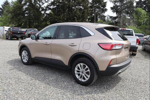 Brown 2021 Ford Escape SE