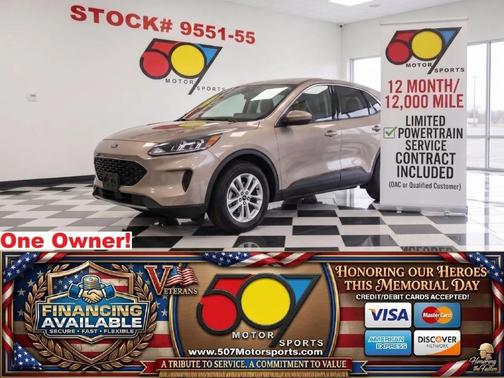Desert Gold Metallic 2021 Ford Escape SE
