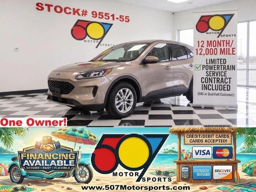 Desert Gold Metallic 2021 Ford Escape SE