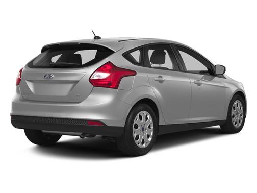 Ingot Silver Metallic 2014 Ford Focus SE