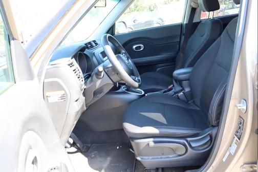 Latte Brown 2014 Kia Soul Base