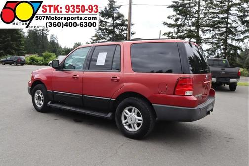 Red 2003 Ford Expedition XLT