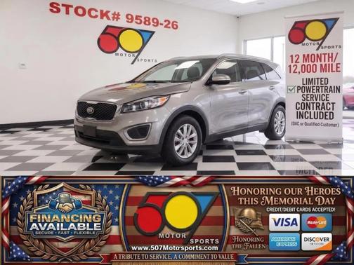 Titanium Silver 2017 Kia Sorento LX
