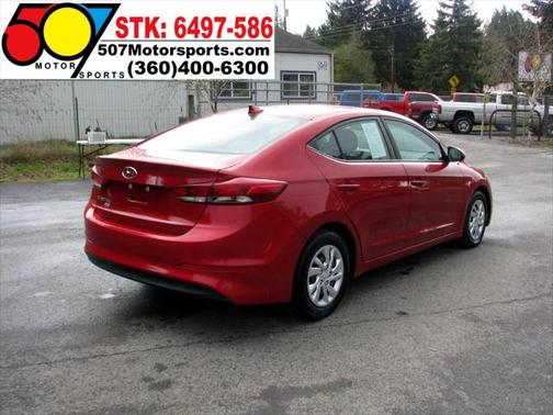 2017 Hyundai ELANTRA SE