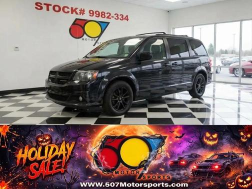 Black Onyx Crystal Pearlcoat 2019 Dodge Grand Caravan GT