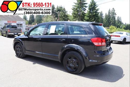 Brilliant Black Crystal Pearlcoat 2010 Dodge Journey SE