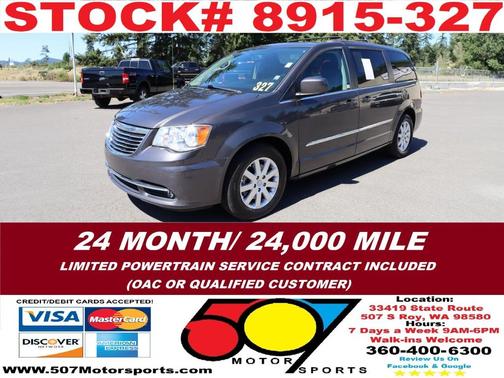 2016 Chrysler Town & Country Touring