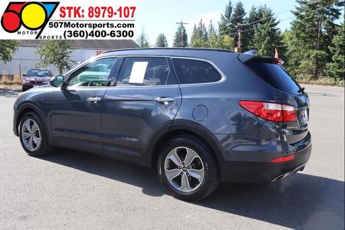 2016 Hyundai SANTA FE SE
