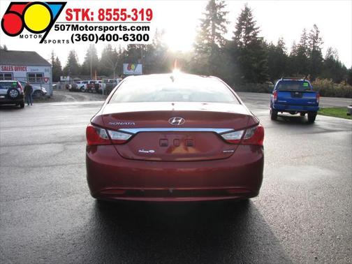 2011 Hyundai SONATA Limited