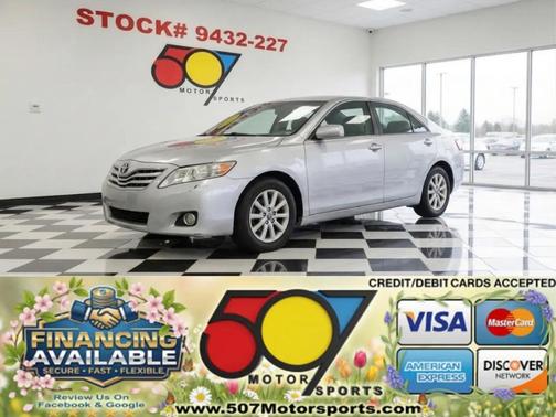 Classic Silver Metallic 2010 Toyota Camry SE