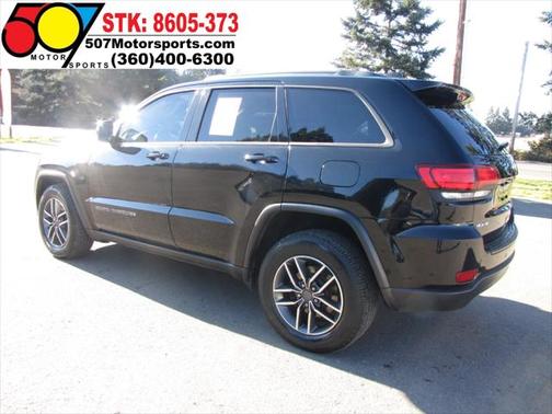 2020 Jeep Grand Cherokee Laredo