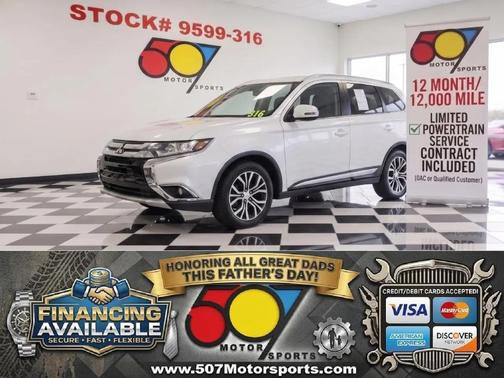 Diamond White Pearl 2016 Mitsubishi Outlander SEL