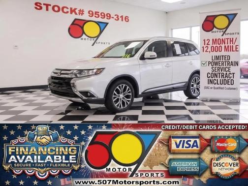 Diamond White Pearl 2016 Mitsubishi Outlander SEL
