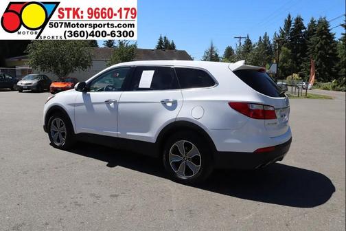 White 2013 Hyundai SANTA FE GLS