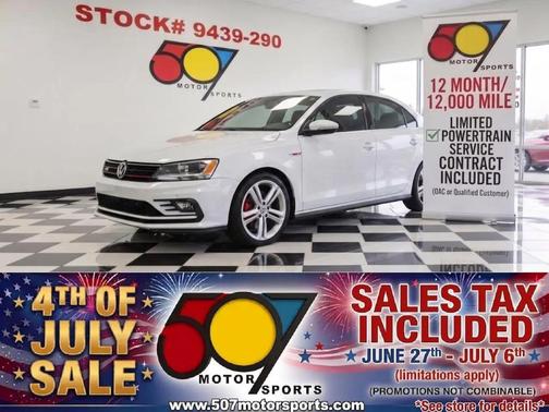 Pure White 2016 Volkswagen Jetta 2.0T GLI SE