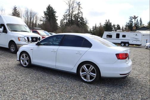 2016 Volkswagen Jetta 2.0T GLI SE