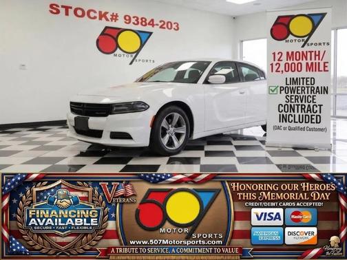 Bright White Clearcoat 2016 Dodge Charger SXT
