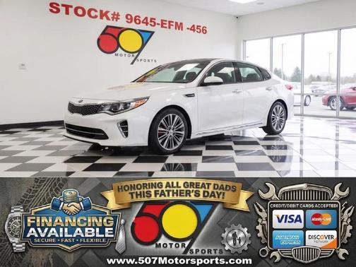 Snow White Pearl 2018 Kia Optima SX Turbo