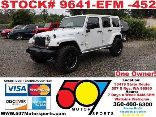 Bright White Clearcoat 2013 Jeep Wrangler Unlimited Sahara