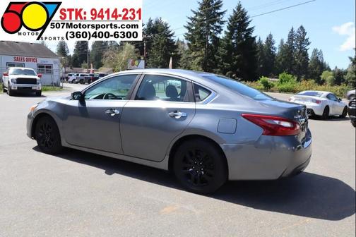 Gun Metallic 2018 Nissan Altima 2.5 SV