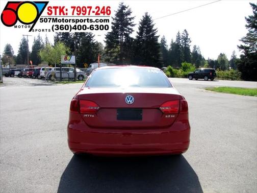 2011 Volkswagen Jetta SE