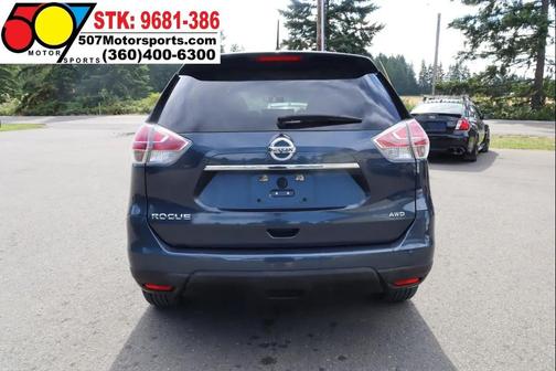 Blue 2016 Nissan Rogue SL