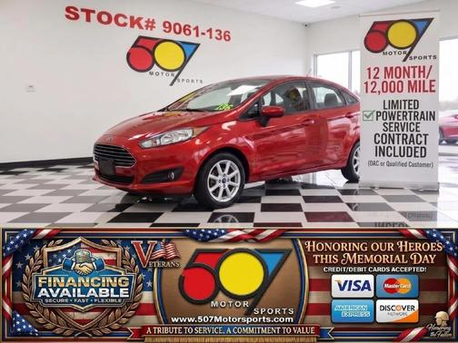 Hot Pepper Red Metallic Tinted Clearcoat 2019 Ford Fiesta SE