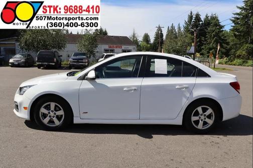 White 2016 Chevrolet Cruze Limited 1LT