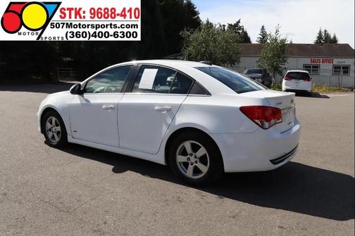 White 2016 Chevrolet Cruze Limited 1LT