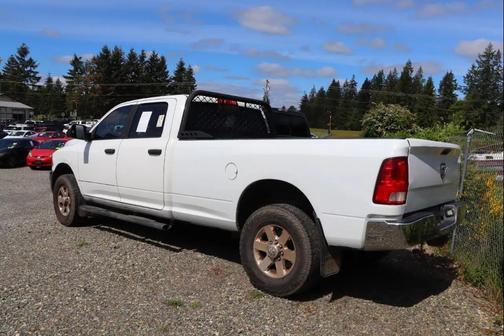 Bright White Clearcoat 2014 RAM 2500 SLT