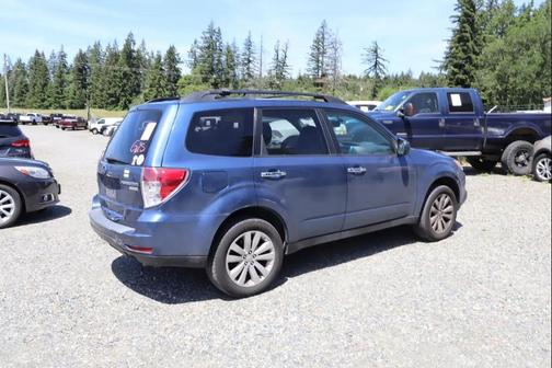 Blue 2011 Subaru Forester 2.5 X Limited